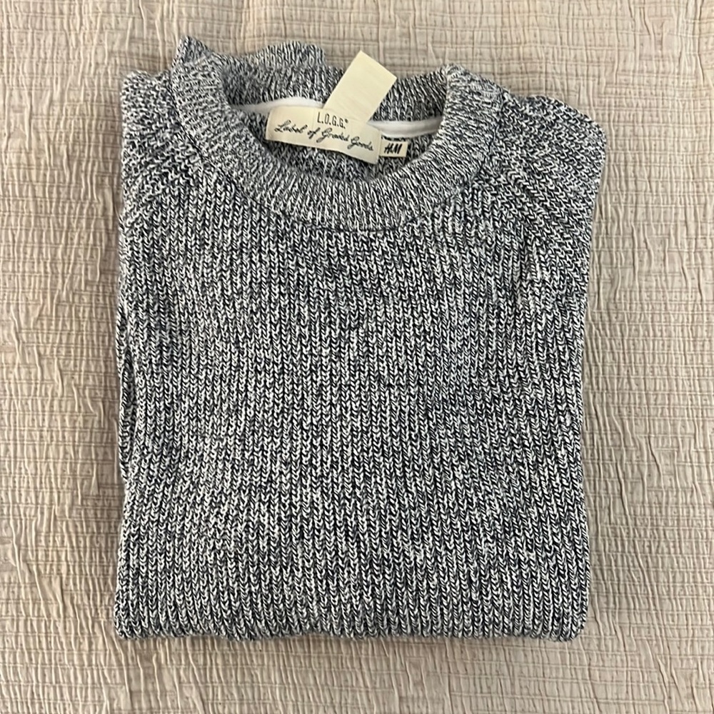 Warm gray sweater size L